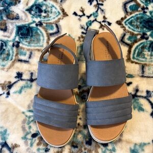 Adrienne Vittadini Slate Blue Slingback Sandals